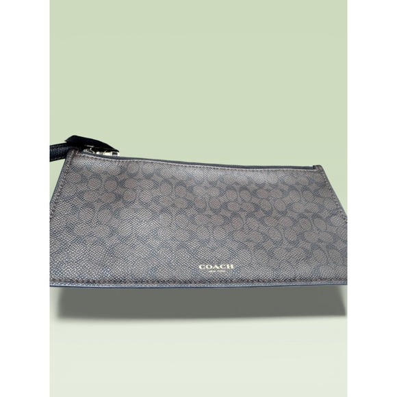 Coach Black Leather Crossbody Bag Purse with Zip Pouch 2 Piece Set Gold Hardware - Picture 4 of 9